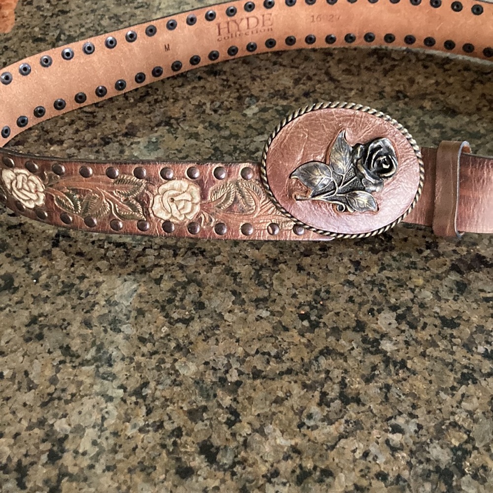 Rose design Hyde belt